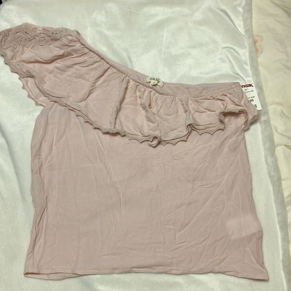 Taylor & Sage Asymmetrical one shoulder Ruffled Pink Blouse Size L 22” long